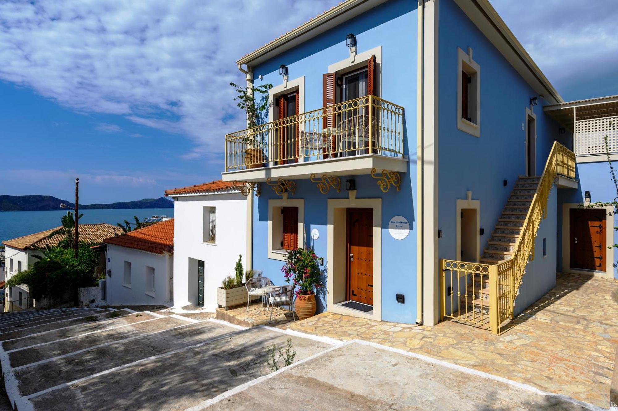 Blue Sky House Lejlighedshotel Pylos Eksteriør billede